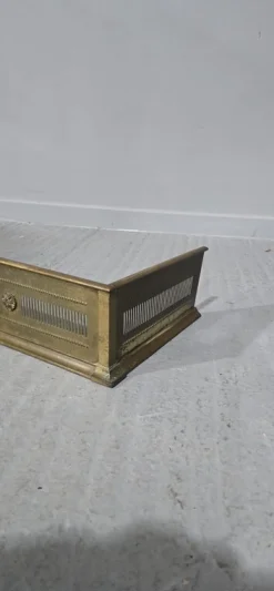 Regency Messing Kotflügel