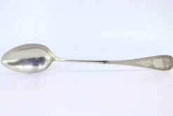 Reis- und Servierlöffel in Guilloche Silber