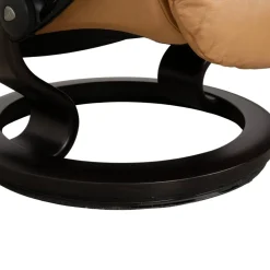 Reno Ledersessel mit Fußhocker von Stressless