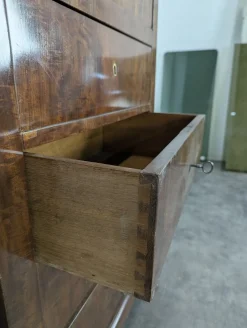 Restaurierte Kommode aus Holz