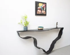 Ribbon Konsolentisch von Remi Dubois Design