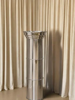 Rl 11 Zylindrischer Sockel aus Gebürstetem Aluminium von Caspal