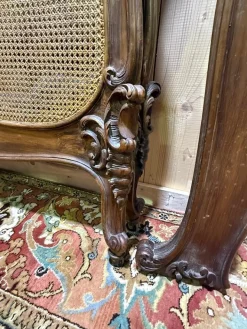 Rohrbett im Louis XV-Stil