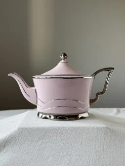 Rosa Porzellan Kaffee- und Teeservice von Epiag, 1920er, 19 . Set