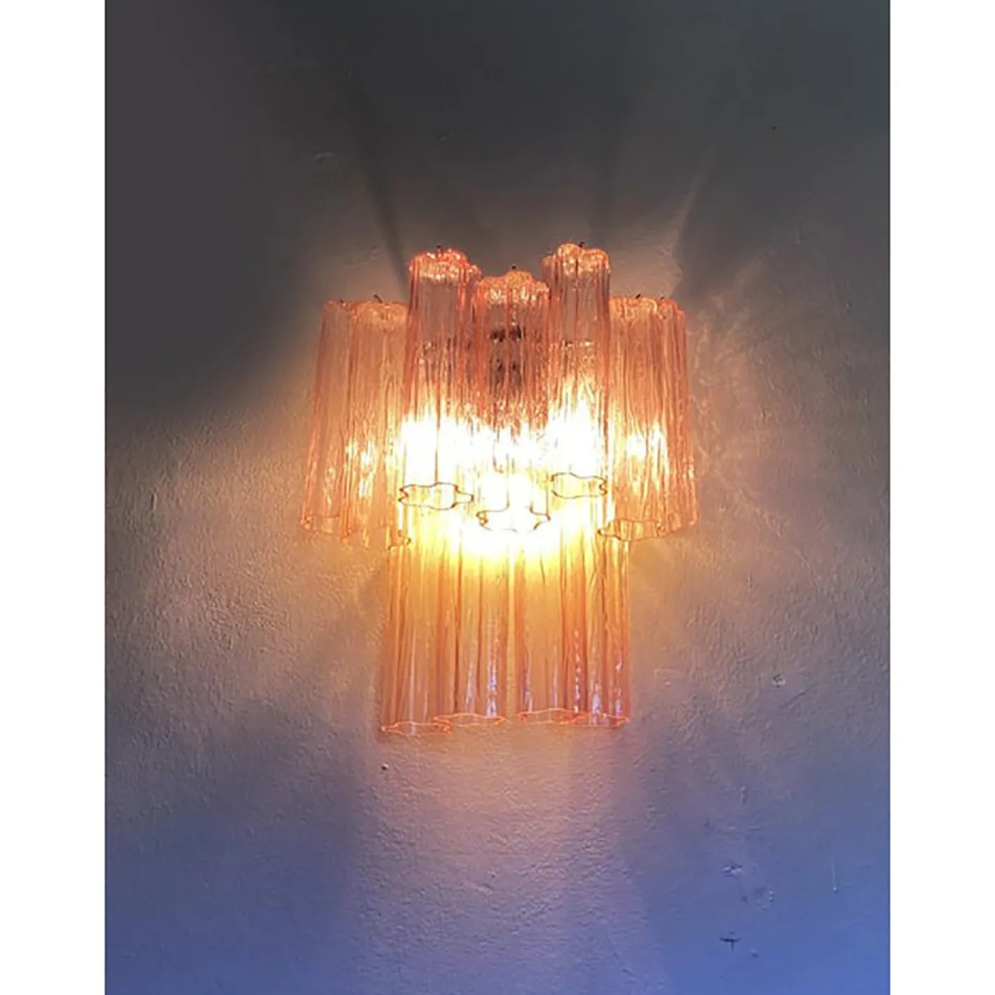 Rosa Trunchi Wandlampe von simoeng