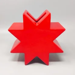 Rote Hsing Vase von Ettore Sottsass, Italien, 1980er