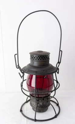 Rote Lampe aus Eisenblech von Adlake Adams und Westlake Railway Lantern, USA, 1908