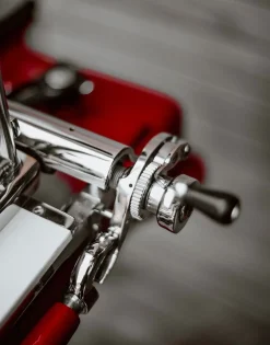 Rote Modell H9 Schneidemaschine