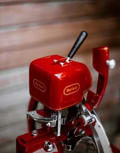 Rote Modell H9 Schneidemaschine