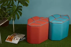 Roter Outdoor Leaf Sitzpouf von Nicolette de Waart für Design by Nico