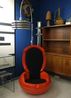 Roter Spage Age Garten Egg Chair von Peter Ghychy, 1960er