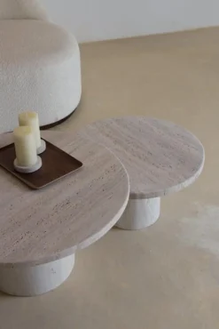 Round Top 100 Dekorativer Beige Couchtisch aus Travertin von Beije Avenue