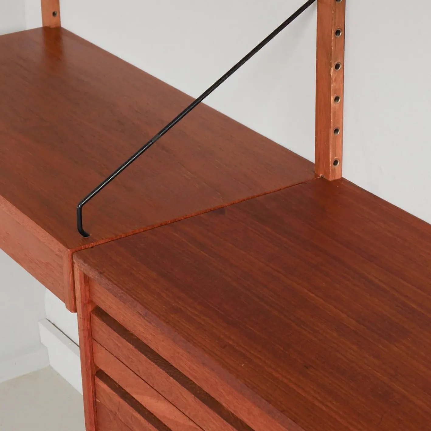 Royal System Wandsystem mit Schreibtisch, Schubladenelement und Regalen von Poul Cadovius für Cado, 1960er