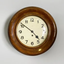 Runde Deutsche Art Deco Wanduhr aus Holz von Kienzle International, 1920er