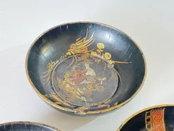 Runde japanische handbemalte Pappmaché Schalen, 1910er, 3er Set