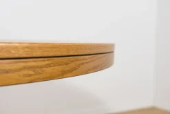 Runder ausziehbarer Mid-Century Esstisch aus Eiche von Farstrup Møbler, Denmark, 1970er