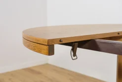 Runder ausziehbarer Mid-Century Esstisch aus Eiche von Farstrup Møbler, Denmark, 1970er