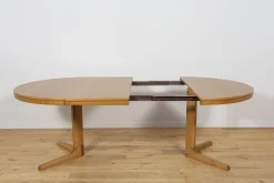Runder ausziehbarer Mid-Century Esstisch aus Eiche von Farstrup Møbler, Denmark, 1970er