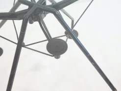 Runder Nomos Esstisch von Sir Norman Foster & Partner für Tecno, 1980er