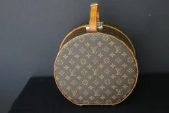 Runde Vintage Hutschachtel aus Monogram Metall von Louis Vuitton, 2000er