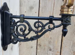 Runde Wandlaterne aus Gusseisen und Kupfer