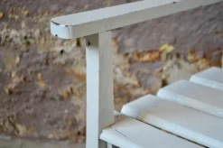 Rustikaler böhmischer Kinderstuhl