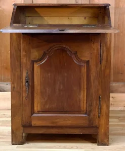 Rustikaler Sekretär aus Holz mit Klappe, 19. Jh.