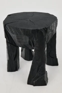 Rustikaler skulpturaler Couchtisch von Logniture