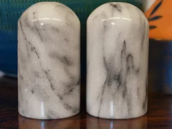 Salz- und Pfefferstreuer aus Carrara Marmor, 1970er