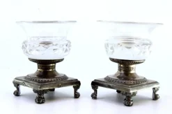Salz- und Pfefferstreuer aus geschliffenem Glas, 2 . Set