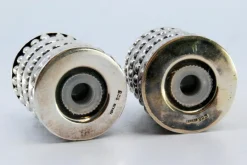 Salz- und Pfefferstreuer aus Perlmuttsilber, 2 . Set