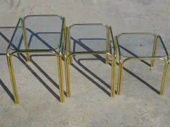 Satztische aus Vergoldetem Metall & Hartglas, 1990er, 3er Set