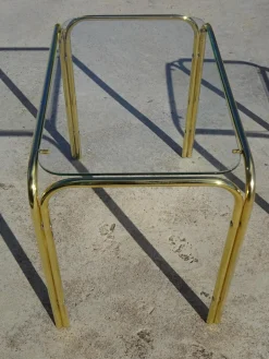Satztische aus Vergoldetem Metall & Hartglas, 1990er, 3er Set