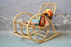 Schaukelstuhl aus Rattan