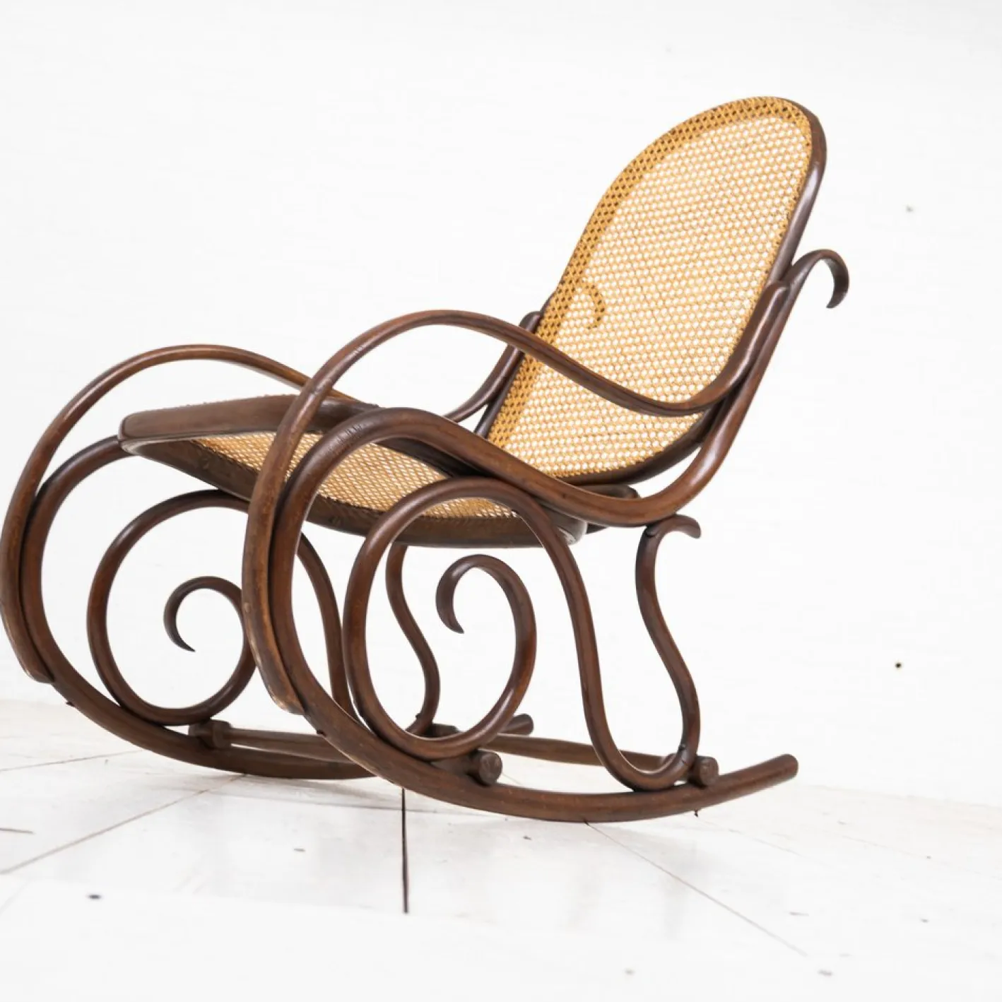 Schaukelstuhl von Michael Thonet für Thonet, 1920er