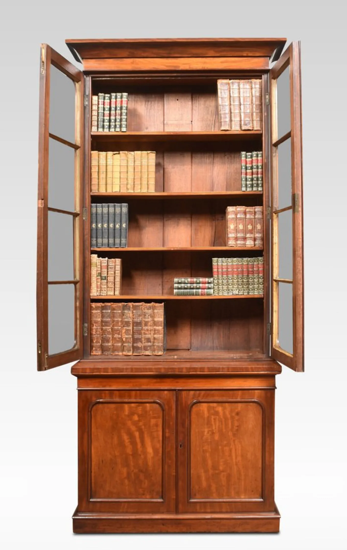 Schmales 2-türiges Bücherregal aus Mahagoni