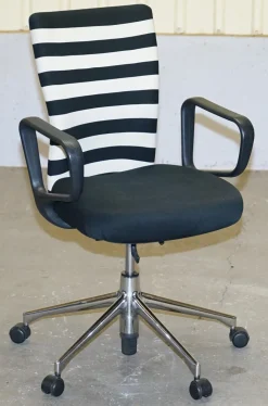 Schreibtischstuhl von Charles & Ray Eames für Vitra Eames