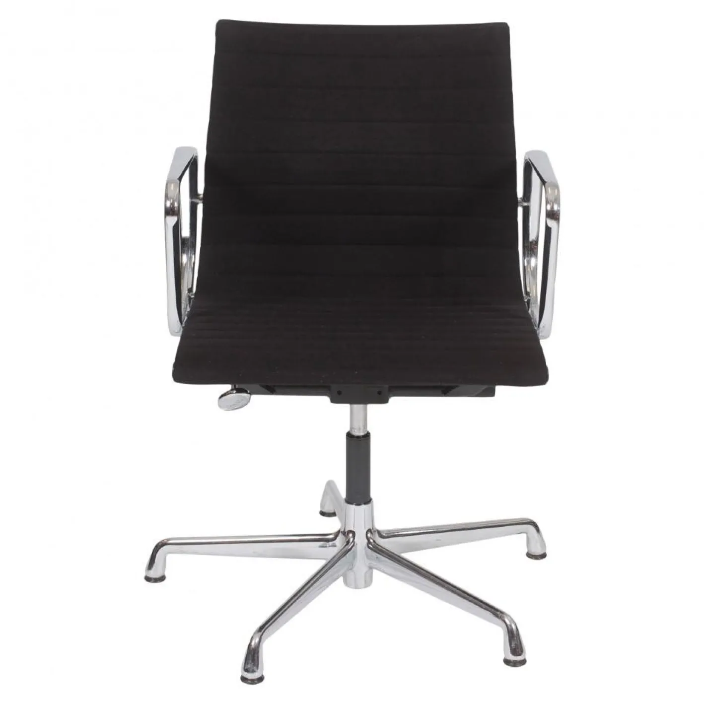 Schwarzer Hopsak EA-108 Stuhl von Charles Eames für Vitra