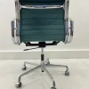 Schwarzer Hopsak Stoff Ea-117 Bürostuhl von Charles Eames für Vitra, 2000er