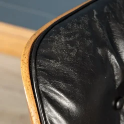 Schwarzer Ledersessel von Mobilier International, 1980er