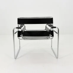 Schwarzer Mid-Century Wassily B3 Stuhl von Marcel Brauer, 1990er