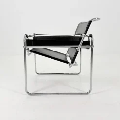 Schwarzer Mid-Century Wassily B3 Stuhl von Marcel Brauer, 1990er