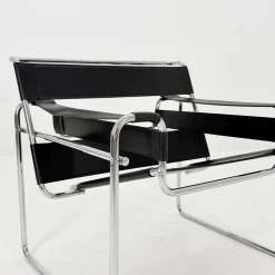 Schwarzer Mid-Century Wassily B3 Stuhl von Marcel Brauer, 1990er