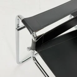 Schwarzer Mid-Century Wassily B3 Stuhl von Marcel Brauer, 1990er