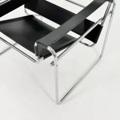 Schwarzer Mid-Century Wassily B3 Stuhl von Marcel Brauer, 1990er
