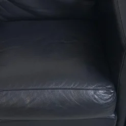 Schwarzes LC2 3-Sitzer Ledersofa von Le Corbusier, 2000er
