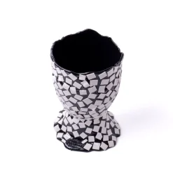 Schwarz-weiße Rock Vase von Gaetano Pesce für Fish Design