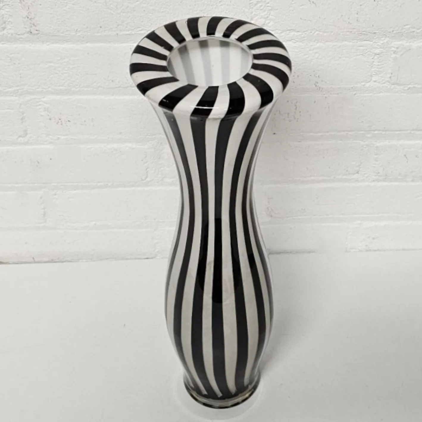 Schwarz-weiße Zebra Vase von Leonardo Talarico, 1970er