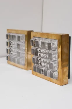Schwedische Brutalistische Glas und Messing Wandlampen von Falkenbergs Belysning, 2er Set