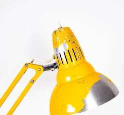 Schwedische Gelbe Tischlampe von Luxo, 1970er